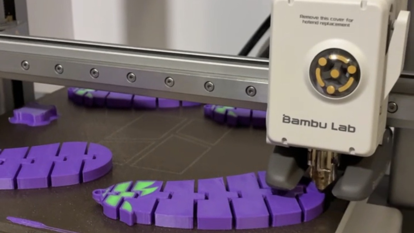 Bambu Lab A1 em produção